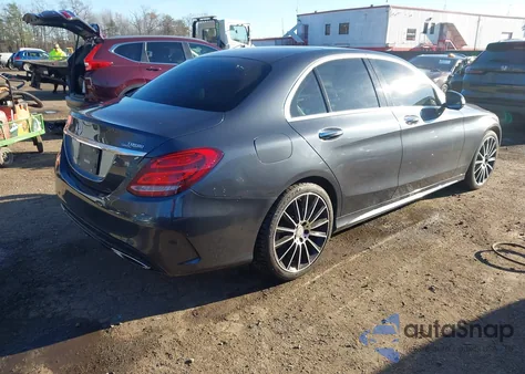 2015 Mercedes-Benz C 300 Sport 4Matic from USA, damaged, VIN 55SWF4KB5FU059679
